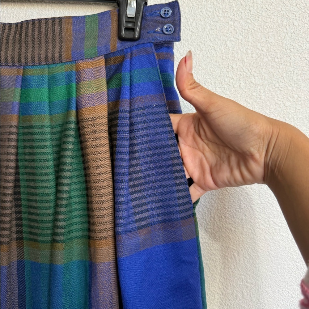 Vintage 100% Wool Plaid Midi Skirt Blue Green Tartan Pleated Size 10P - Picture 3 of 9